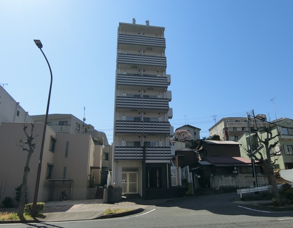 【プレミアムキューブ横浜反町】外観