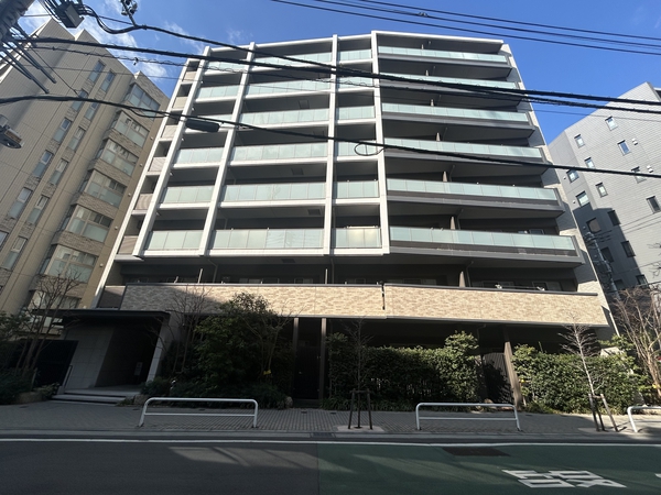 【リビオ四谷】外観