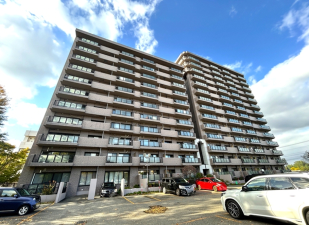 【カーサ桑園】外観