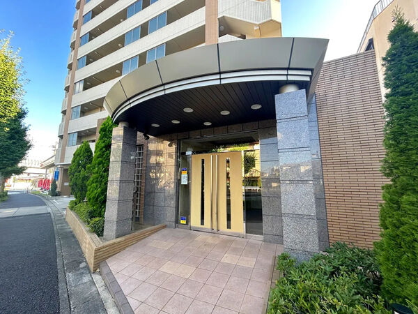 【藤和シティホームズ名東神里】エントランス