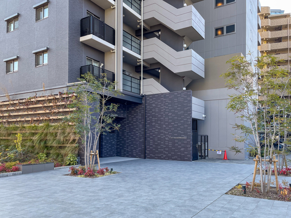 【プレサンスグラン福島】エントランス 【プレサンスグラン福島】エントランス