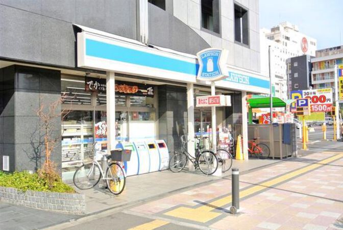 ローソンさいたま桜木町店 約240m ローソンさいたま桜木町店 約240m