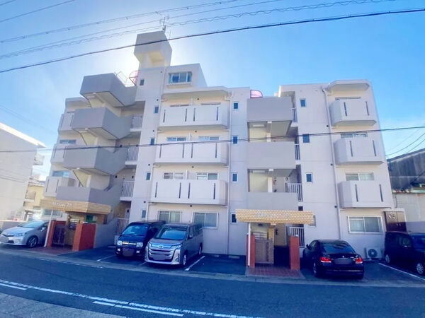 【真栄マンション下原】外観