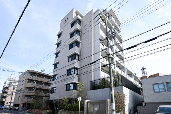 【グランドメゾン本山春里町】外観