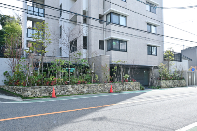 【グランドメゾン本山春里町】エントランス 【グランドメゾン本山春里町】エントランス