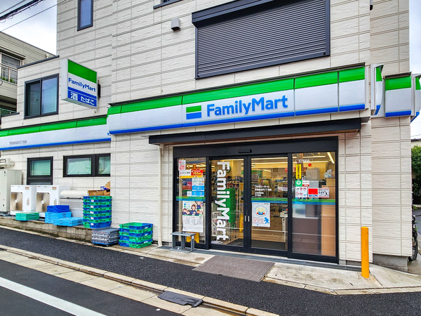 ファミリーマート世田谷北沢三丁目店まで約350m(徒歩5分)