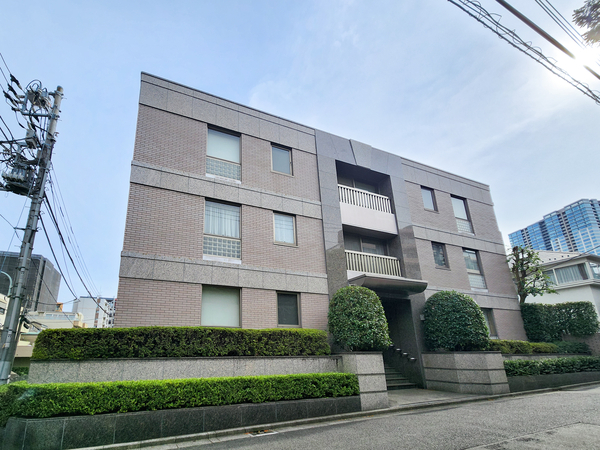 【ヒルコート・南麻布】外観