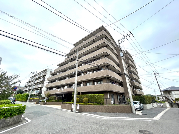 【コスモ幕張本郷】外観