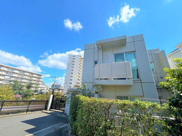 【アージョ高井戸テラッツァ】外観 【アージョ高井戸テラッツァ】外観