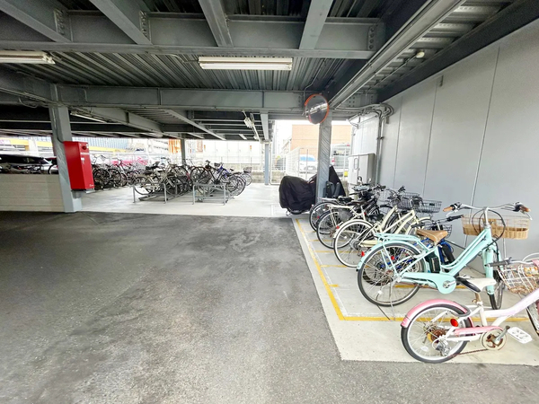 【ゼスタ浄水タワー】駐輪場