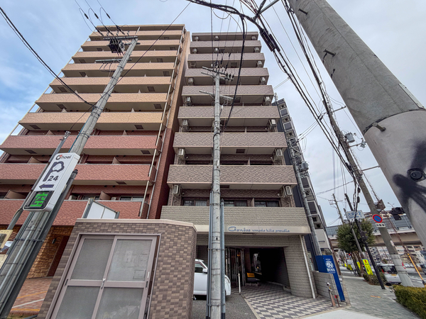 【ジュネーゼ梅田北プラウディア】外観