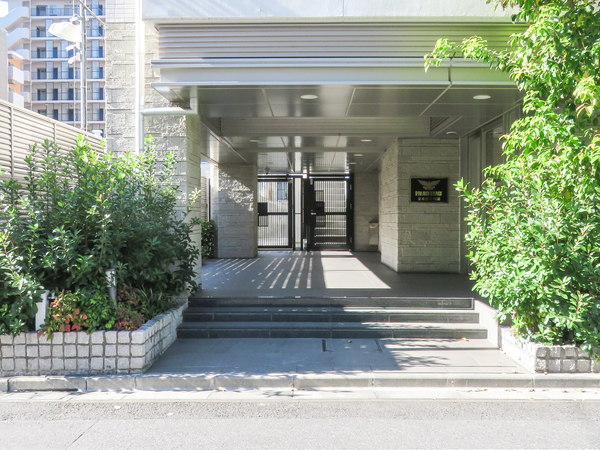 【パレステージ文京江戸川橋】エントランス 【パレステージ文京江戸川橋】エントランス