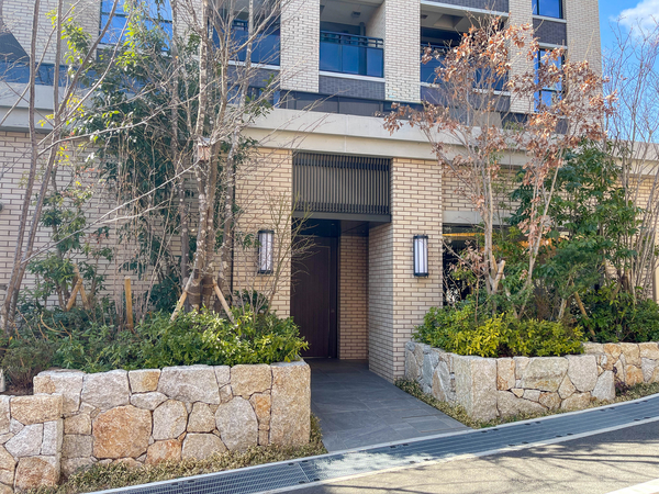 【グランドメゾン六甲宮山町】エントランス 【グランドメゾン六甲宮山町】エントランス