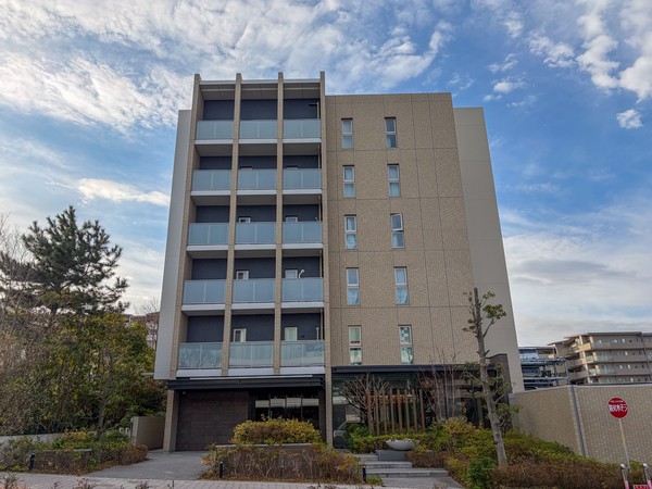 【ポレスター学研奈良登美ヶ丘】外観