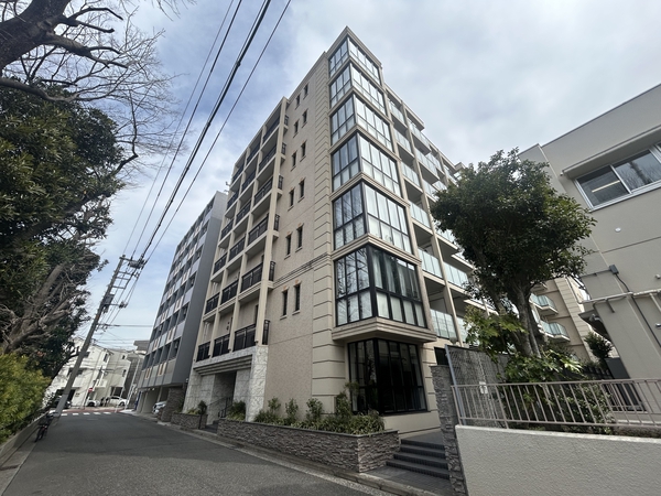 【ヴェレーナ西横浜パークフロント】外観
