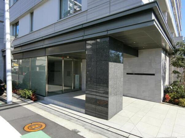 【プラウド東神奈川】エントランス