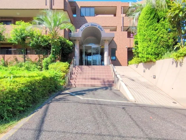 【グランパーク湘南八景】エントランス2 【グランパーク湘南八景】エントランス2
