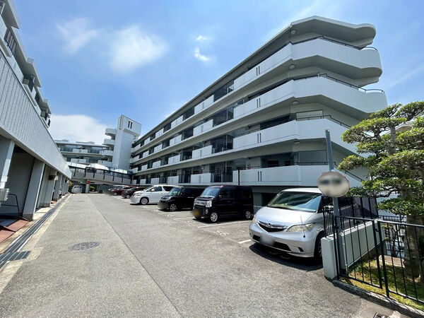 【ローレルコート学園前】外観 【ローレルコート学園前】外観