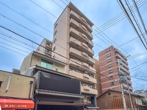 【アルモード京都高辻】外観