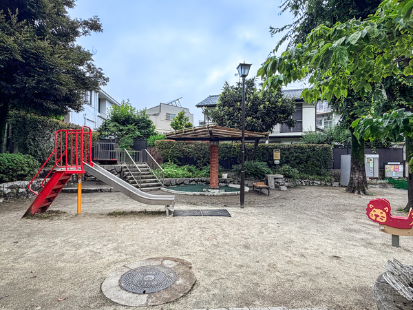 おしかわ公園まで約170m(徒歩3分)