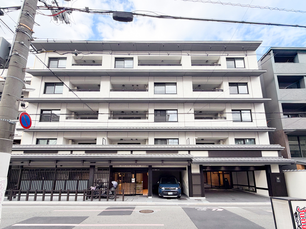 【イーグルコート京都御所南押小路本邸】外観