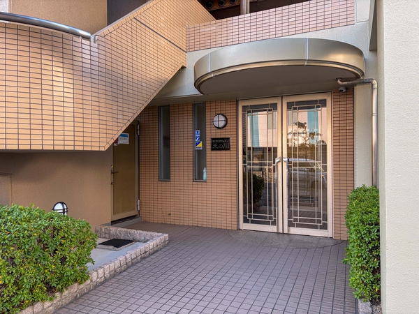 【枚方ロジュマン天の川】エントランス 【枚方ロジュマン天の川】エントランス