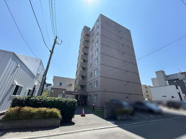 ロジメント月寒西