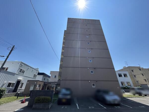 ロジメント月寒西