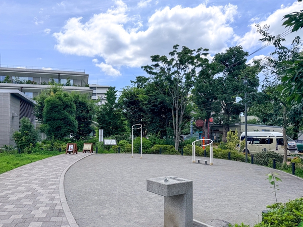 世田谷区立うめとぴあ公園まで約270m(徒歩4分)