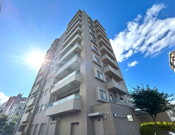 【エクセルシオール東札幌ウエスト】外観