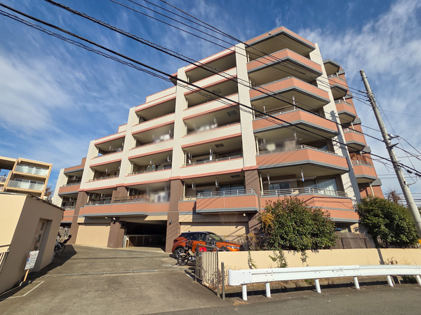 【ドメス新百合ヶ丘】外観