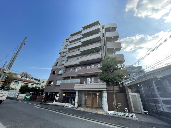 ランドシティ上大岡駅前