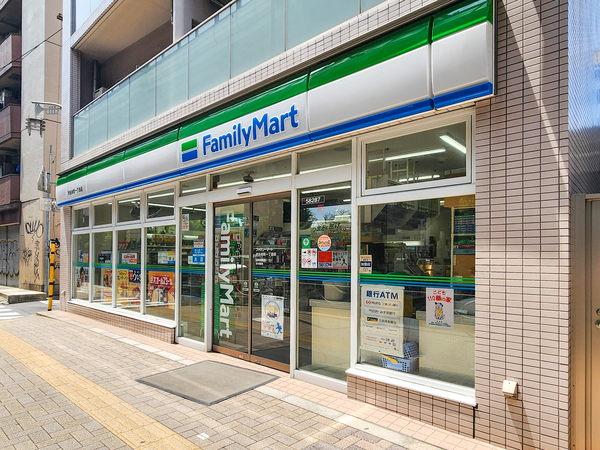 ファミリーマート渋谷本町一丁目店まで約250m(徒歩4分)