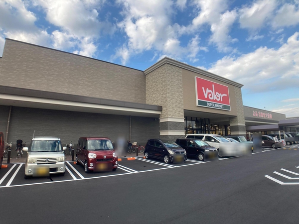 バロー中小田井店