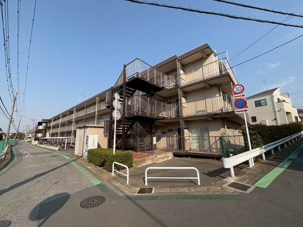 【ソレイユ鷹の台A】外観