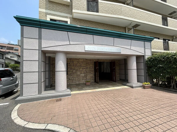 【シティプラザ牛田】エントランス 【シティプラザ牛田】エントランス