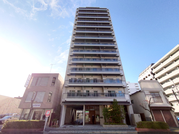 【リビオレゾン八王子レジデンス】外観