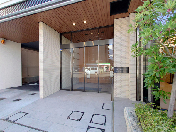 【リビオレゾン八王子レジデンス】エントランス 【リビオレゾン八王子レジデンス】エントランス