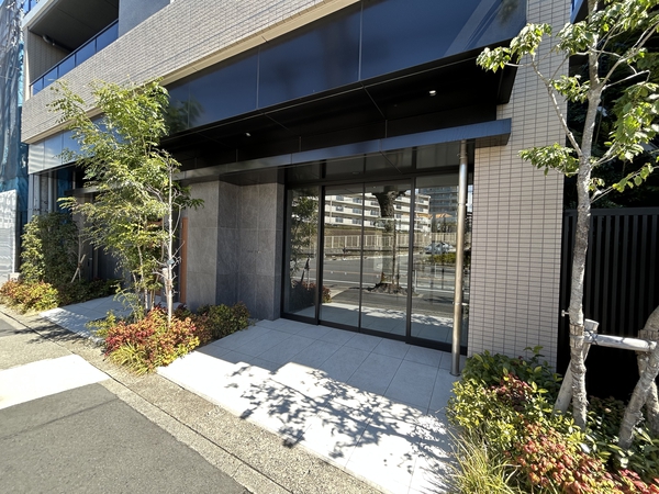 【グランクレア一社】エントランス