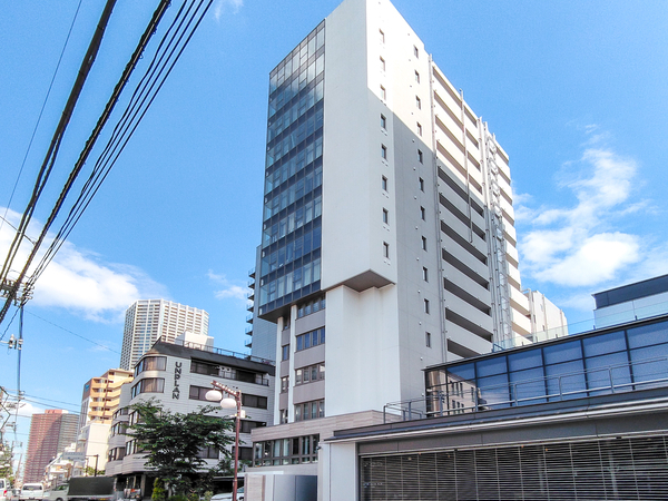 【ピアース新宿三丁目】外観
