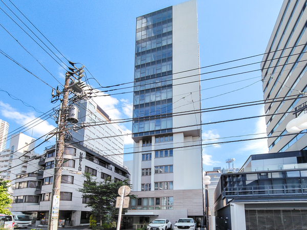 【ピアース新宿三丁目】外観