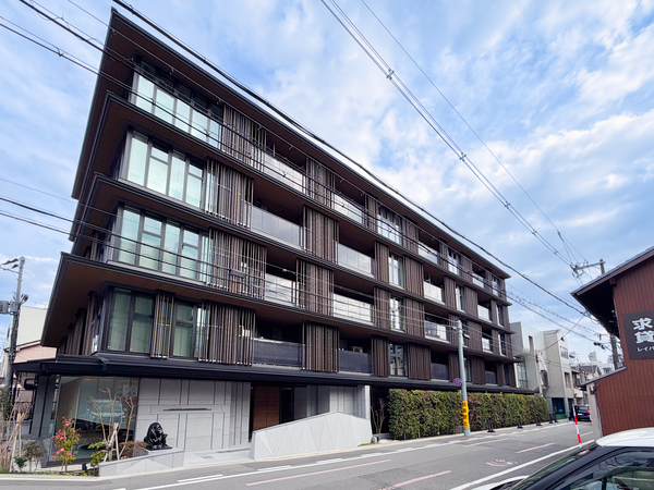 【ライオンズ京都御所南レジデンス】外観