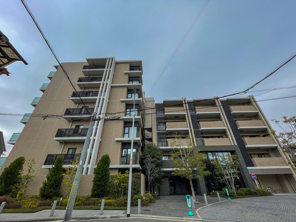 【シエリア堺東 三国ヶ丘】外観