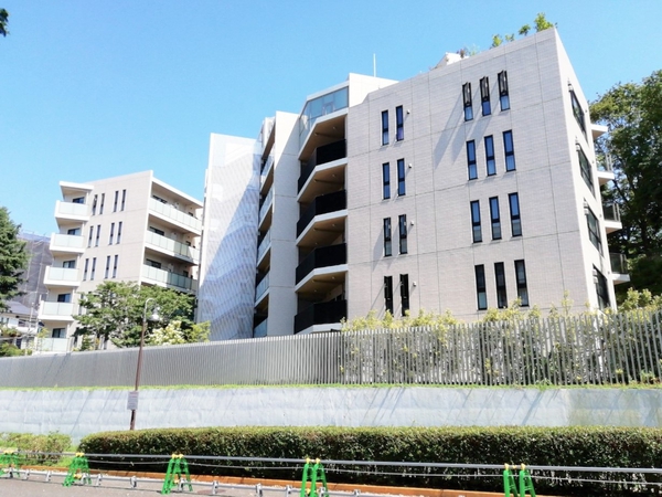 【プレシス横濱山手パークフロント】外観