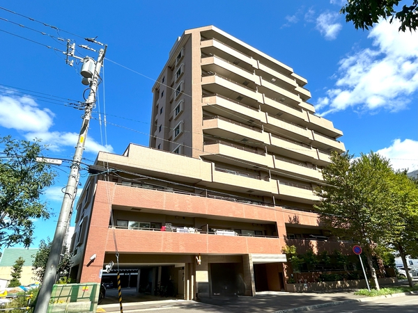 【ステイツ白石パークフロント】外観