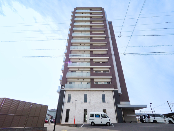 【エルグランデ刈谷逢妻駅前】外観