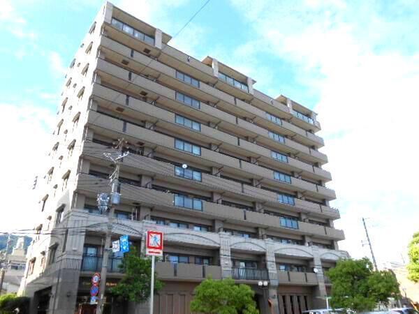 【ライオンズマンション王子公園ヴィアーレ】外観２