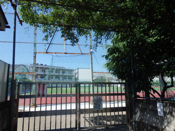 「区立亀田小学校」まで約410ｍ（徒歩6分）