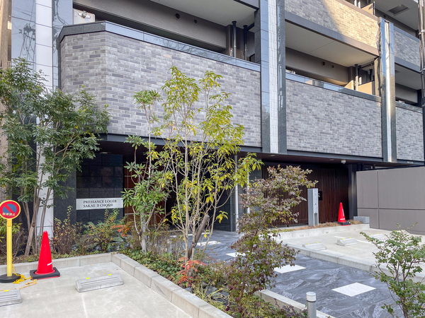【プレサンスロジェ栄三丁目】エントランス 【プレサンスロジェ栄三丁目】エントランス