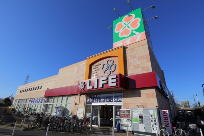 ライフ扇大橋駅前店　約130ｍ（徒歩2分）